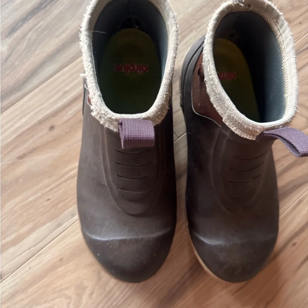 Xtratuf Waterproof Brown Ankle Boots